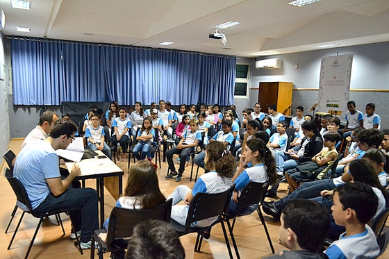 Aula de música para crianças