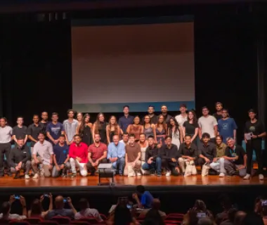 Educação que transforma: hub de tecnologia tem 90% de emprego