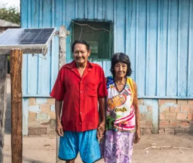 Indígenas da Aldeia Santo André comemoram chegada de energia elétrica