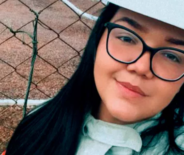 Conheça Claudia, uma mulher sob alta tensão