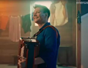 Energisa celebra 120 anos com Michel Teló em nova campanha