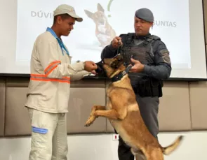 Treinamento prepara leituristas para prevenir ataques de cães Treinamento prepara leituristas para prevenir ataques de cães