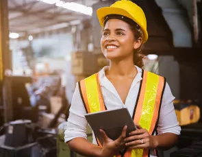 Energisa Paraíba forma mulheres eletricistas