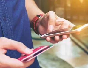 Precisa parcelar sua conta de luz? A Energisa aceita cartão de crédito