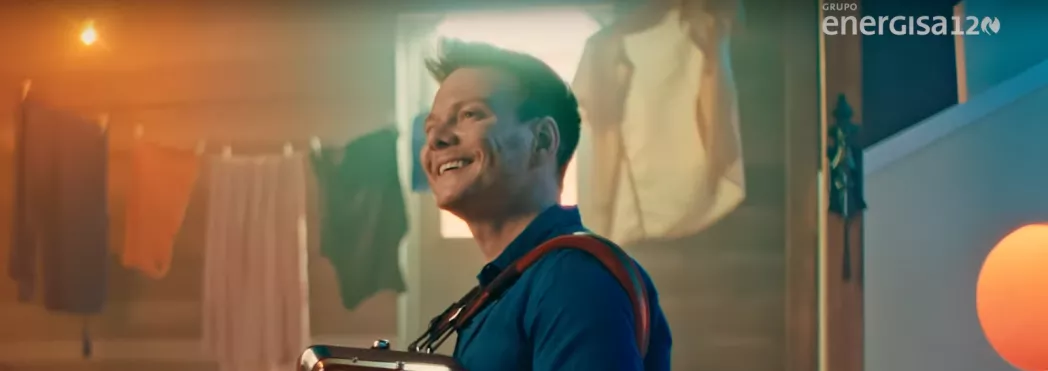 Michel Teló na campanha dos 120 anos