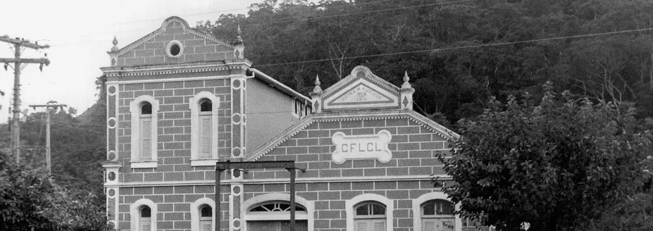 Fachada da Usina Maurício em foto antiga