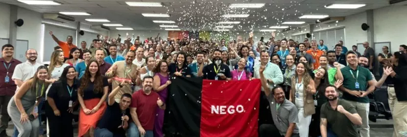 time da paraíba comemorando o prêmio