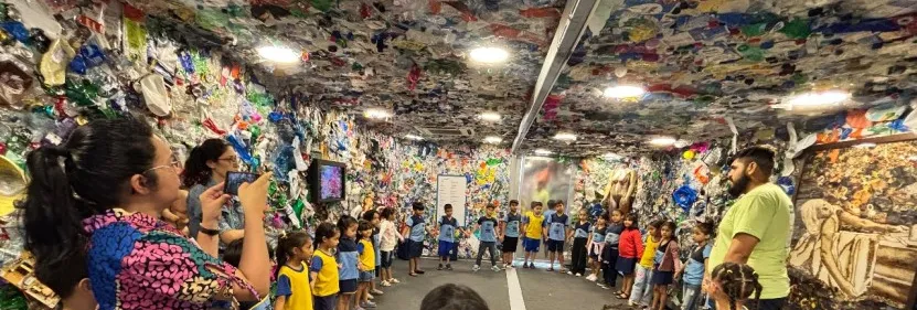 Busão das Artes chega a Palmas com Lixúria, exposição imersiva sobre lixo