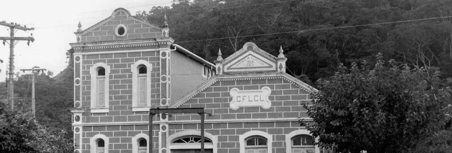 Fachada da Usina Maurício em foto antiga