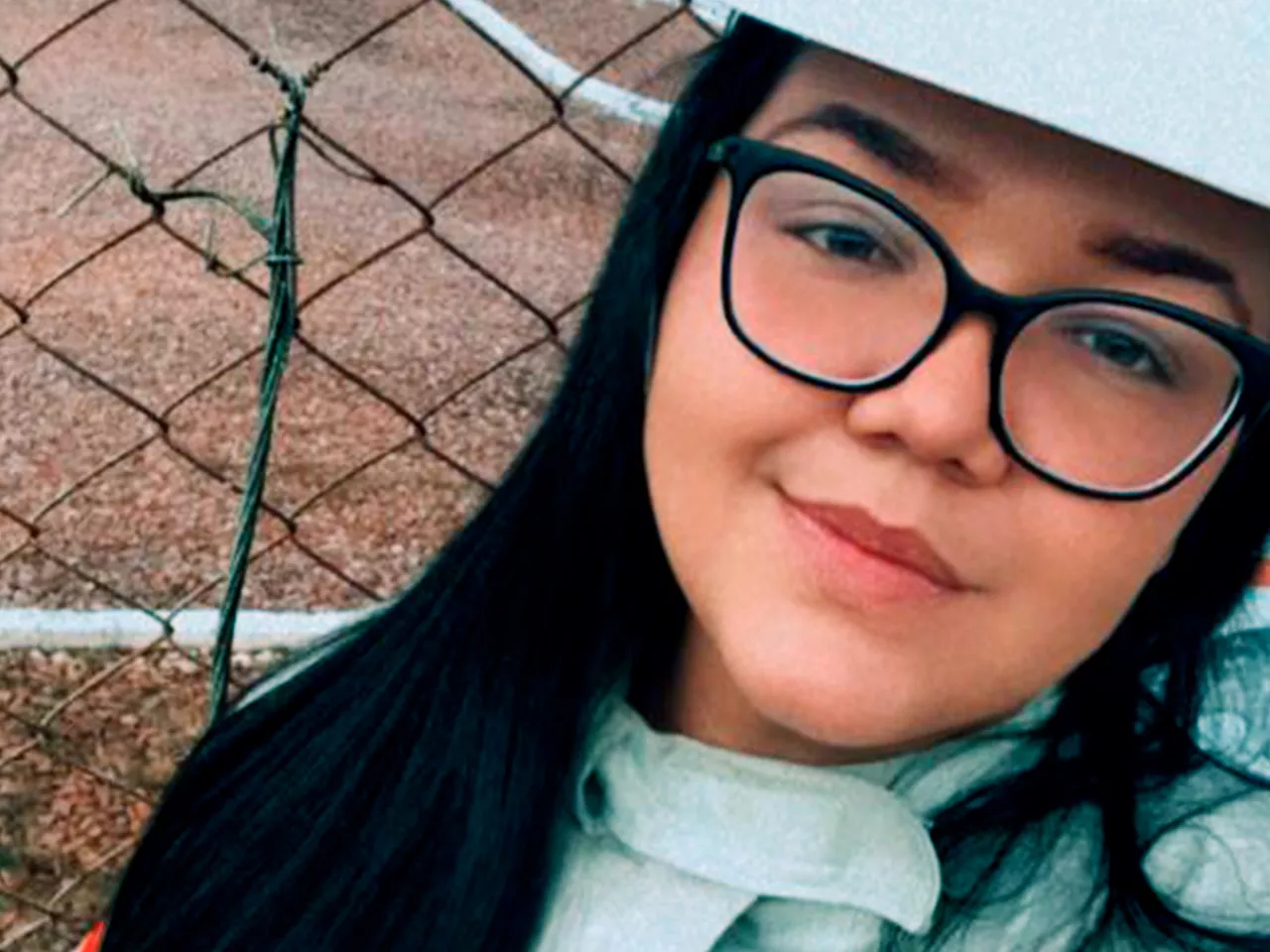 Conheça Claudia, uma mulher sob alta tensão