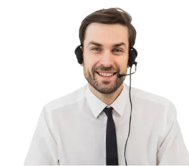homem sorrindo com headset